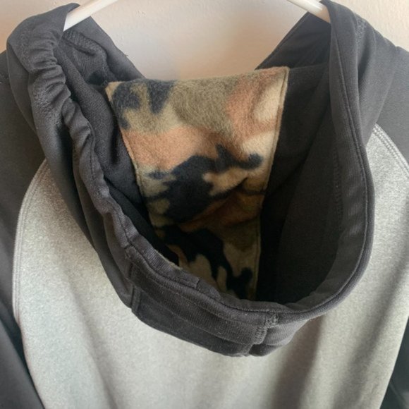 She Shreds Co Black & Gray Crown Logo Tech Hoodie - Picture 9 of 9